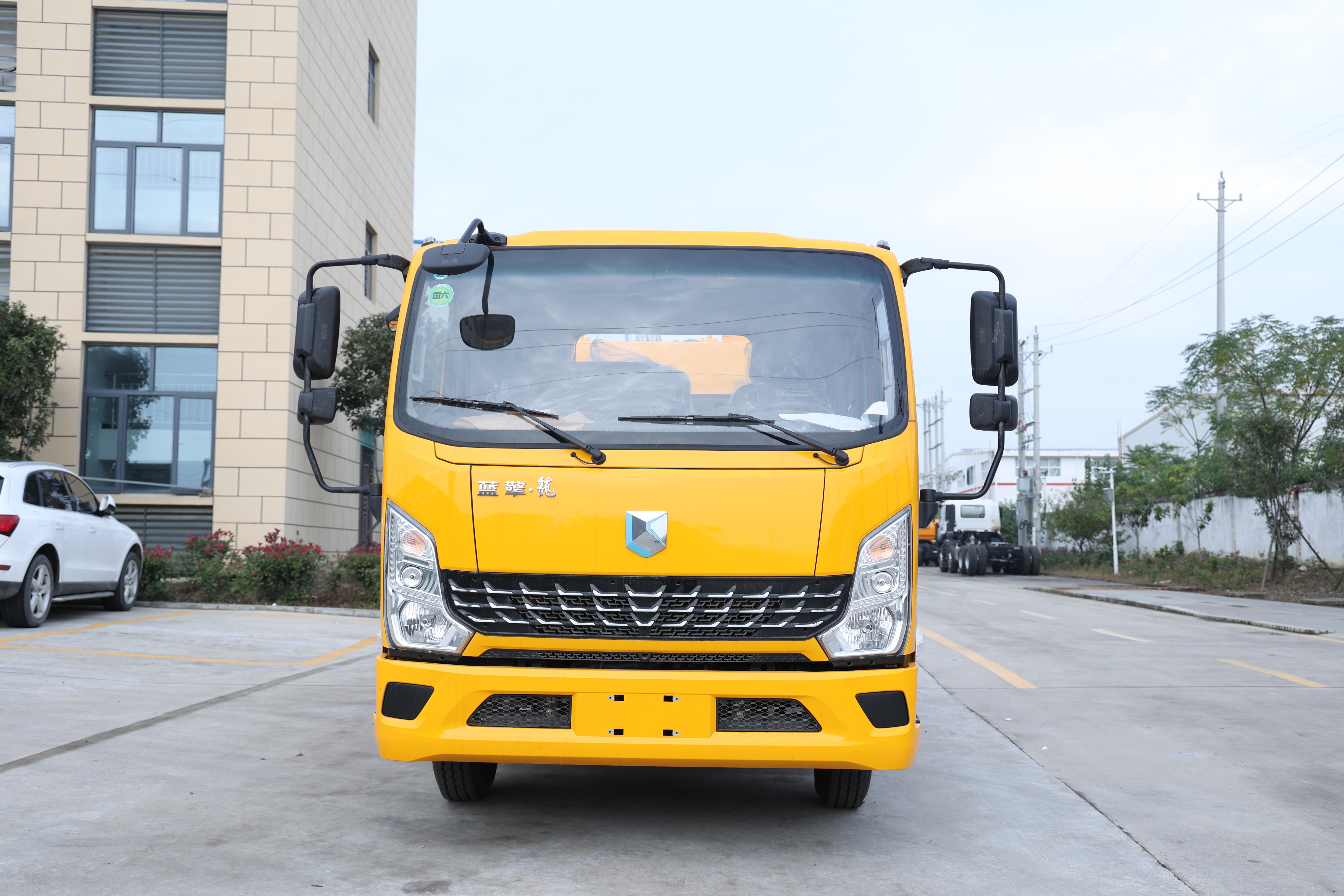 把握设备更新机遇，智能化沥青洒布车市场静待破局